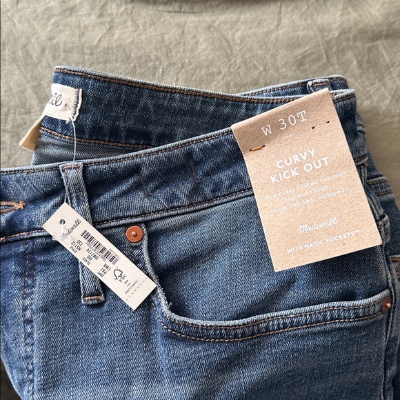 MADEWELL, “Curvy Kick Out”, Women’s Denim, Size W30T - Picture 6 of 6